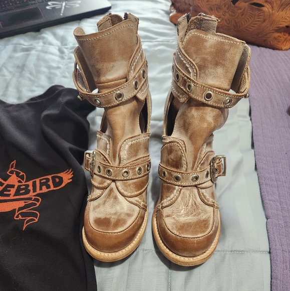 Booties - Picture 2 of 4